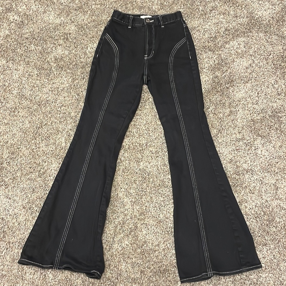 Super high rise, bell-bottoms/flared.